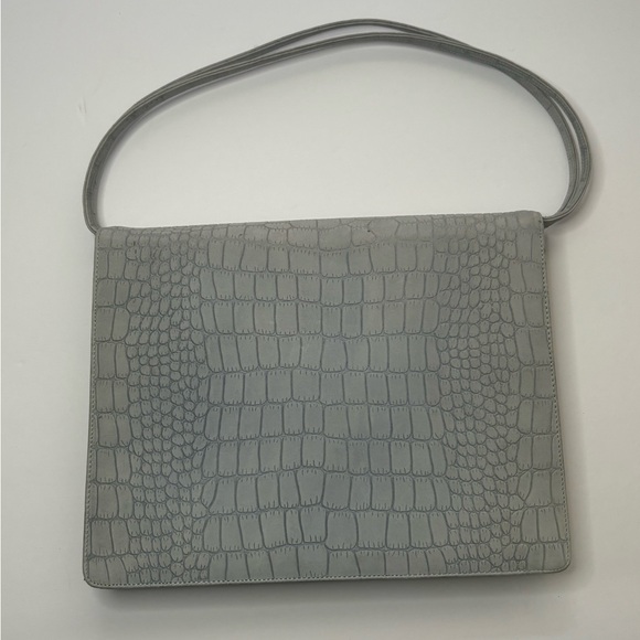 Chic Gray Crocodile-Embossed Shoulder Bag - Picture 4 of 5